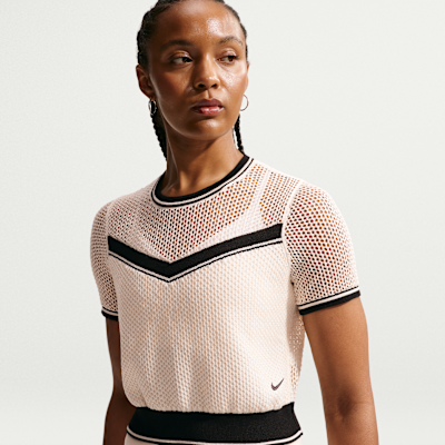 Reviews: Nike Sportswear Chill Knit Women's Tight Cropped Top